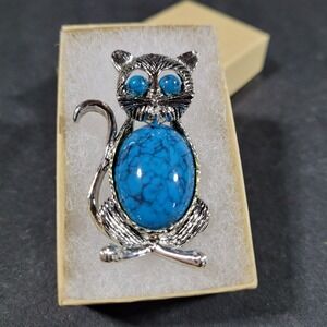 Vintage Cat Brooch Faux Marbled Turquoise Cabochon Gerry's Pin 2" long